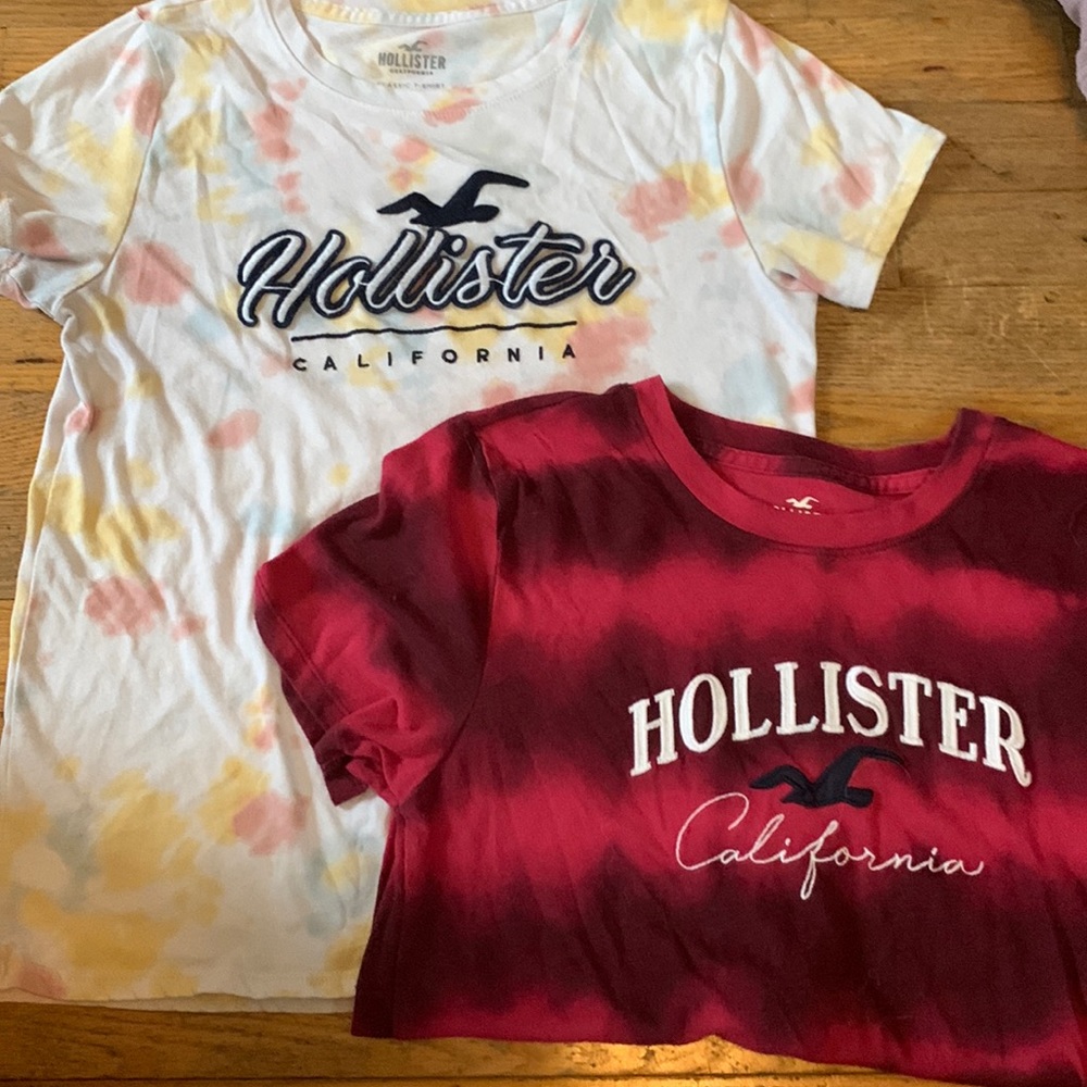 2 Hollister T-shirt’s